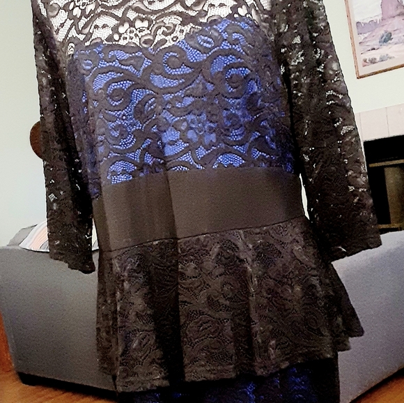 Formal Dress - Picture 9 of 11